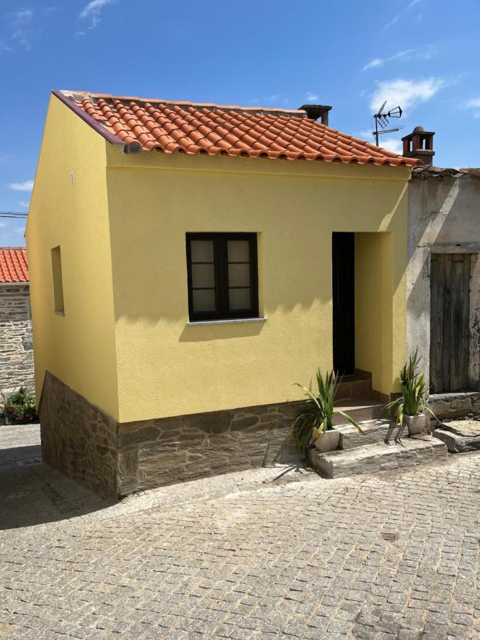 Casas Do Coa - Casa Do Castelo Villa Вила Нова ди Фош Коа Екстериор снимка